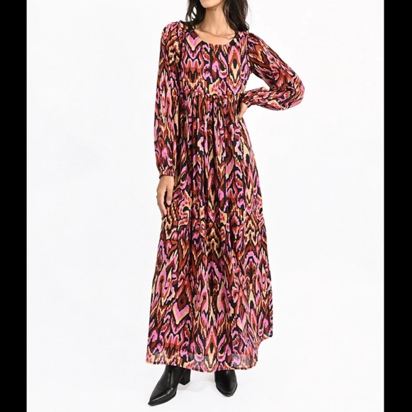 Molly Bracken Dresses & Skirts - < Molly Bracken Vibrant Multi-Colored Maxi Dress >